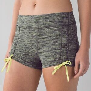LULULEMON Liberty Short Diamond Jacquard Space Dye Slate Clarity Yellow 6 Micro